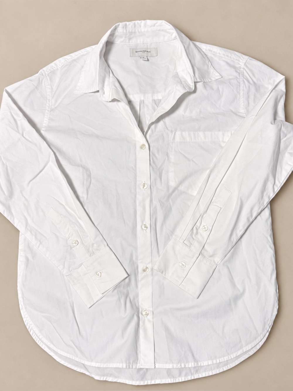 Banana Republic Men’s White Long Sleeve Button-Down Shirt